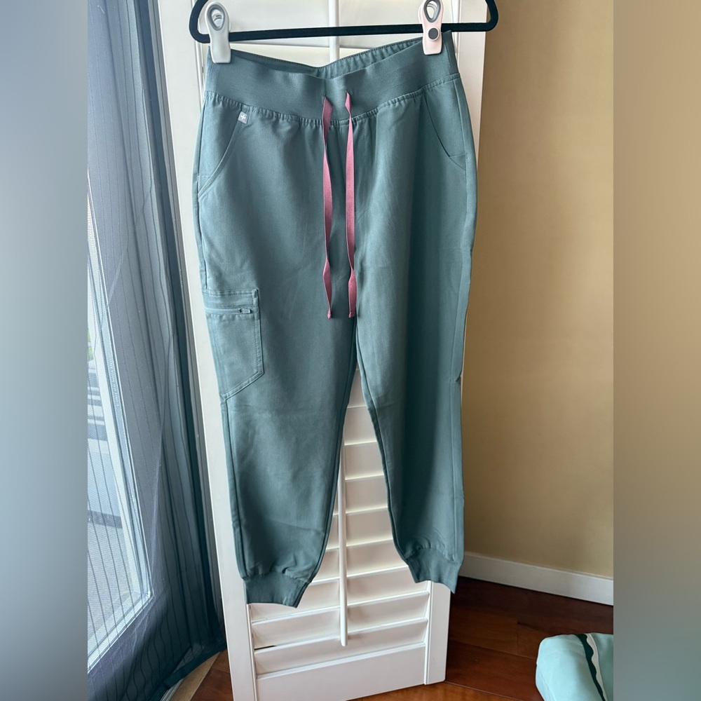 Figs bonsai Zamora joggers high waisted medium petite